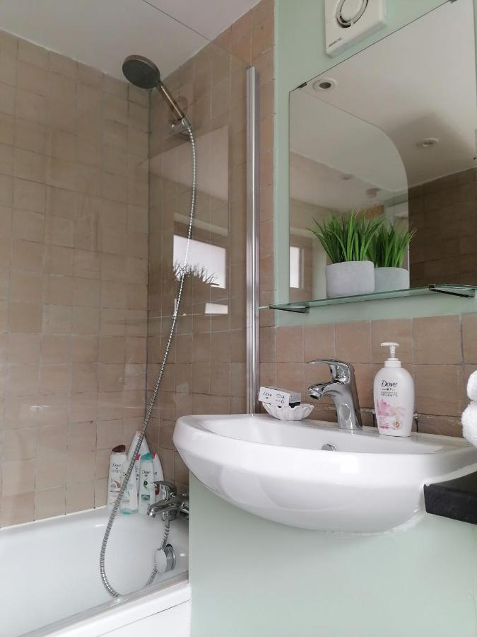 Tynant House- Modern 3 Bed House- City Centre And Free Parking Кардифф Экстерьер фото