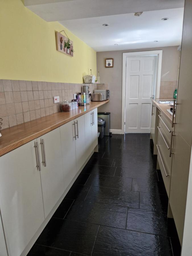 Tynant House- Modern 3 Bed House- City Centre And Free Parking Кардифф Экстерьер фото